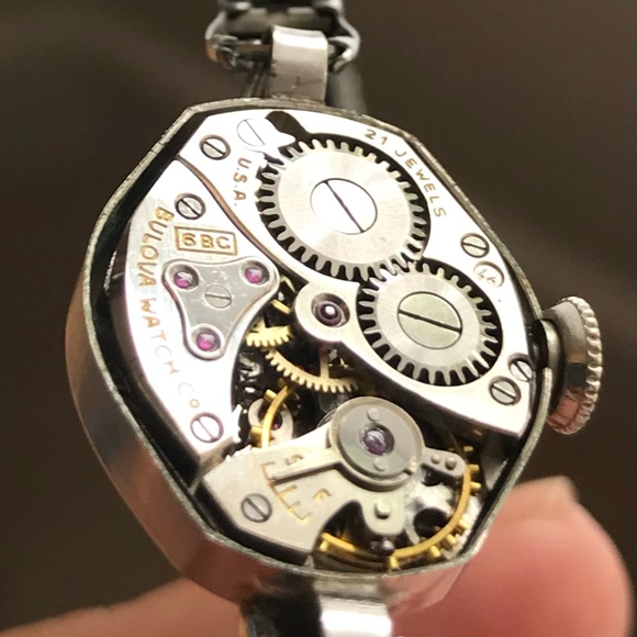 Bulova Ladies Watch - Picture 10 of 11